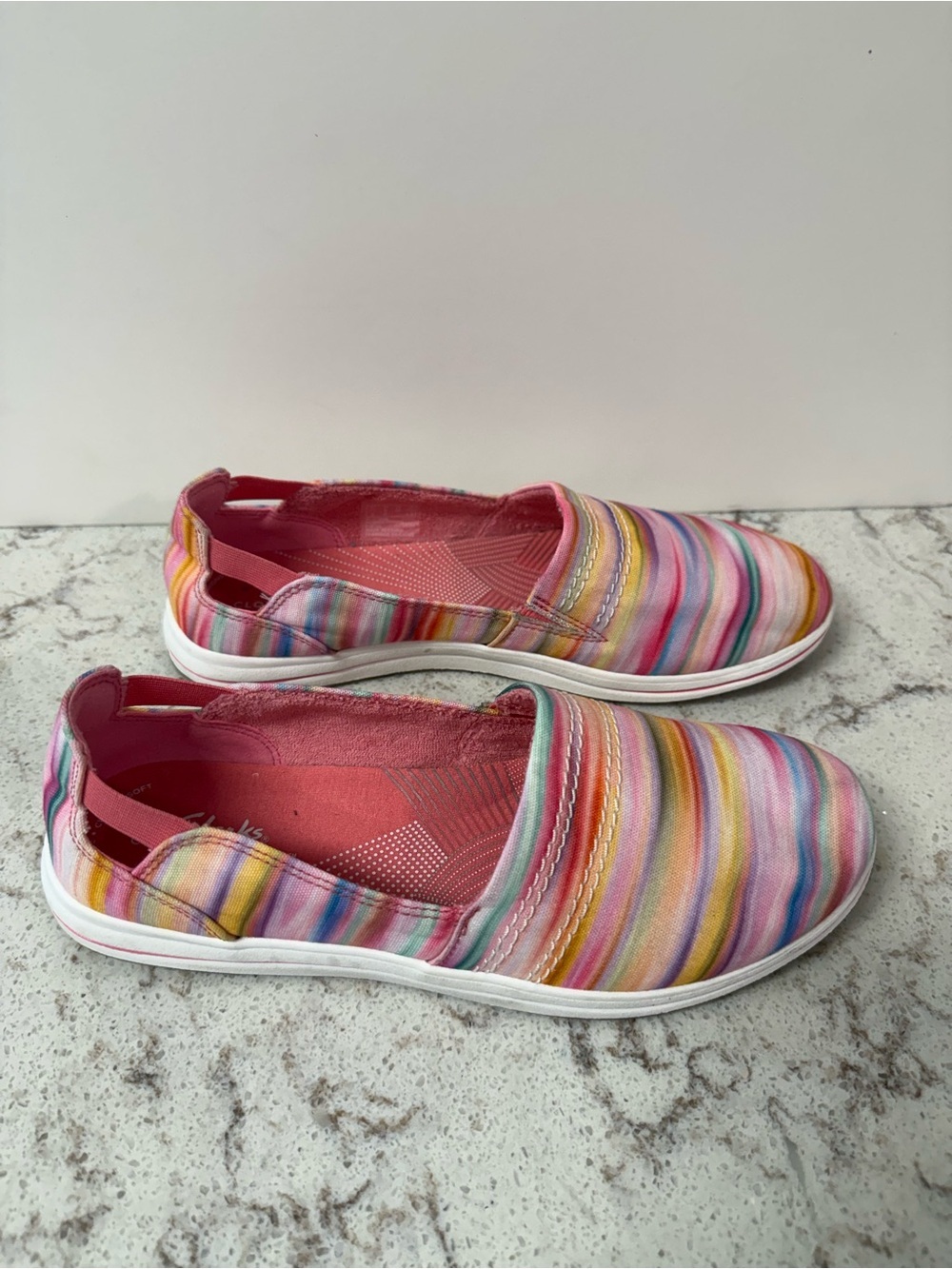 Clarks Cloudsteppers Breeze Step II Women’s Size 8 Rainbow Stripe Slip-On Shoes - Picture 4 of 8
